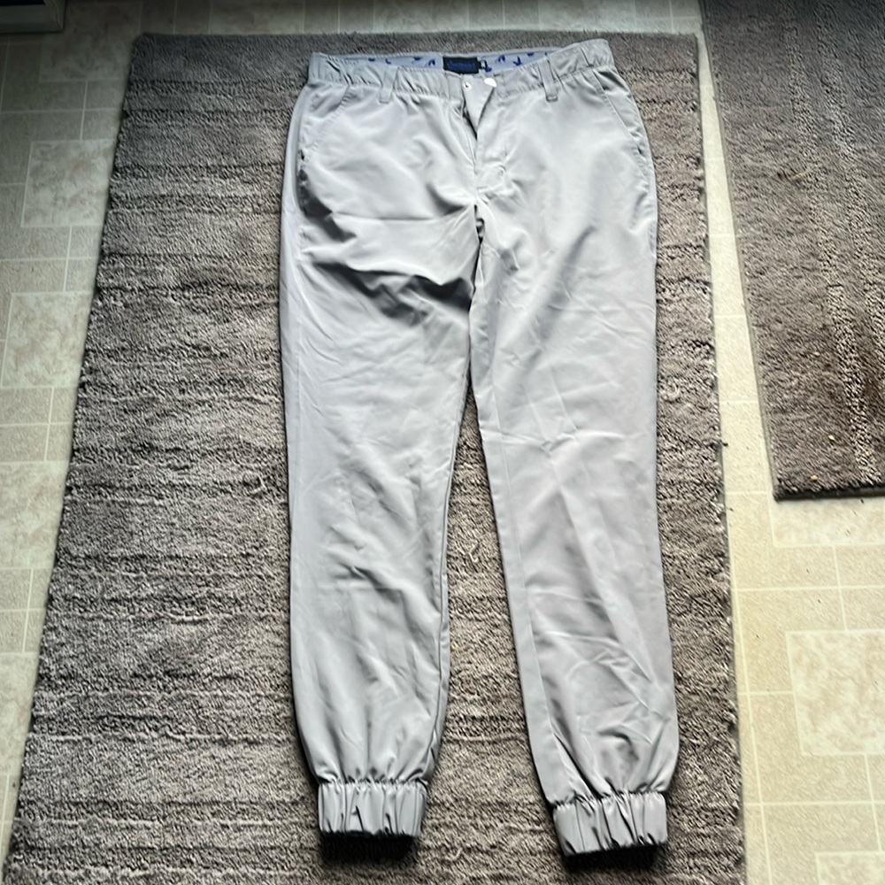 Swannies men’s golf jogger. Size 30. Elastic ankle. Grey.